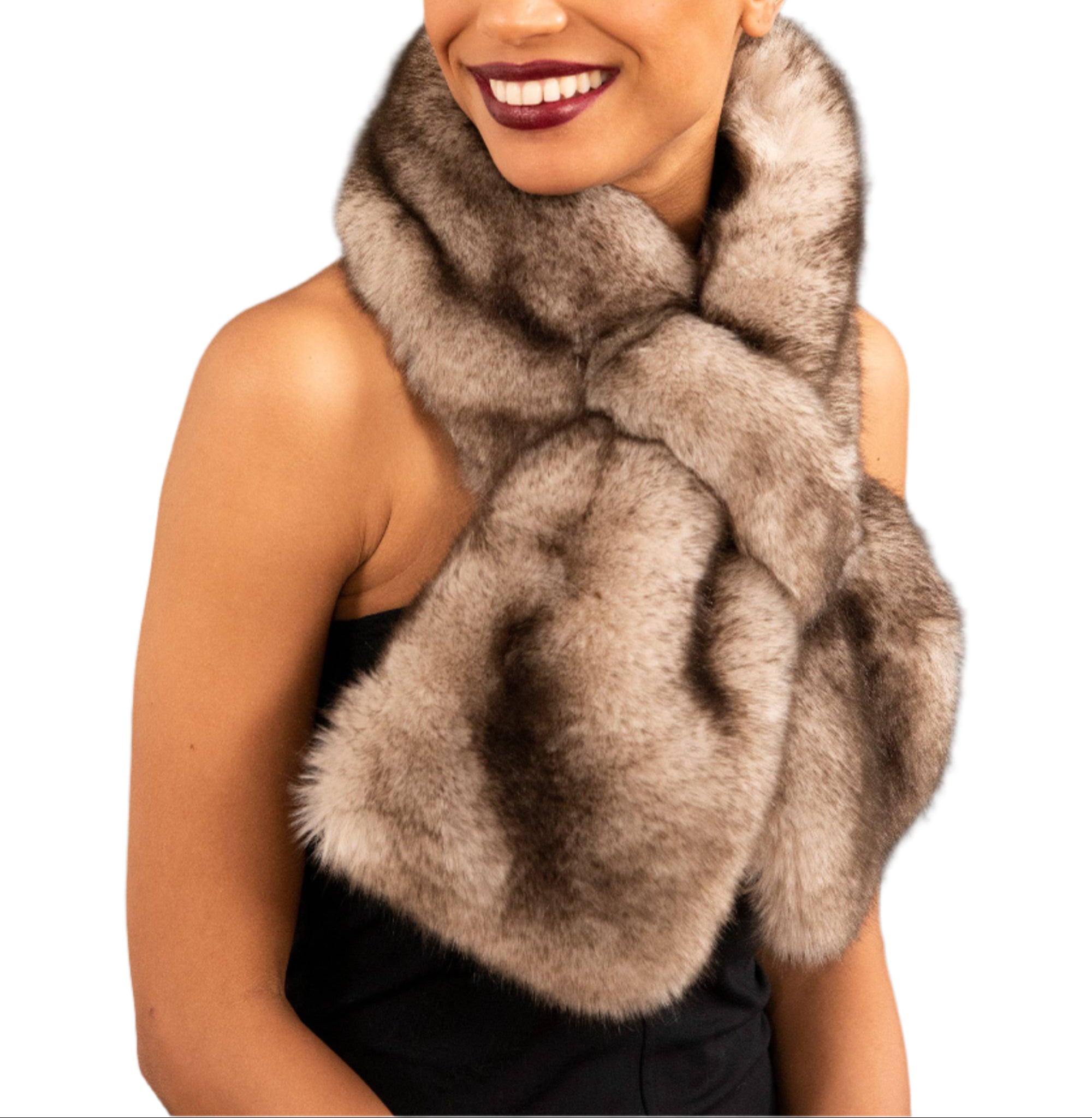 Plush Pull Through Faux Fur Scarf-Grey – La Fiorentina