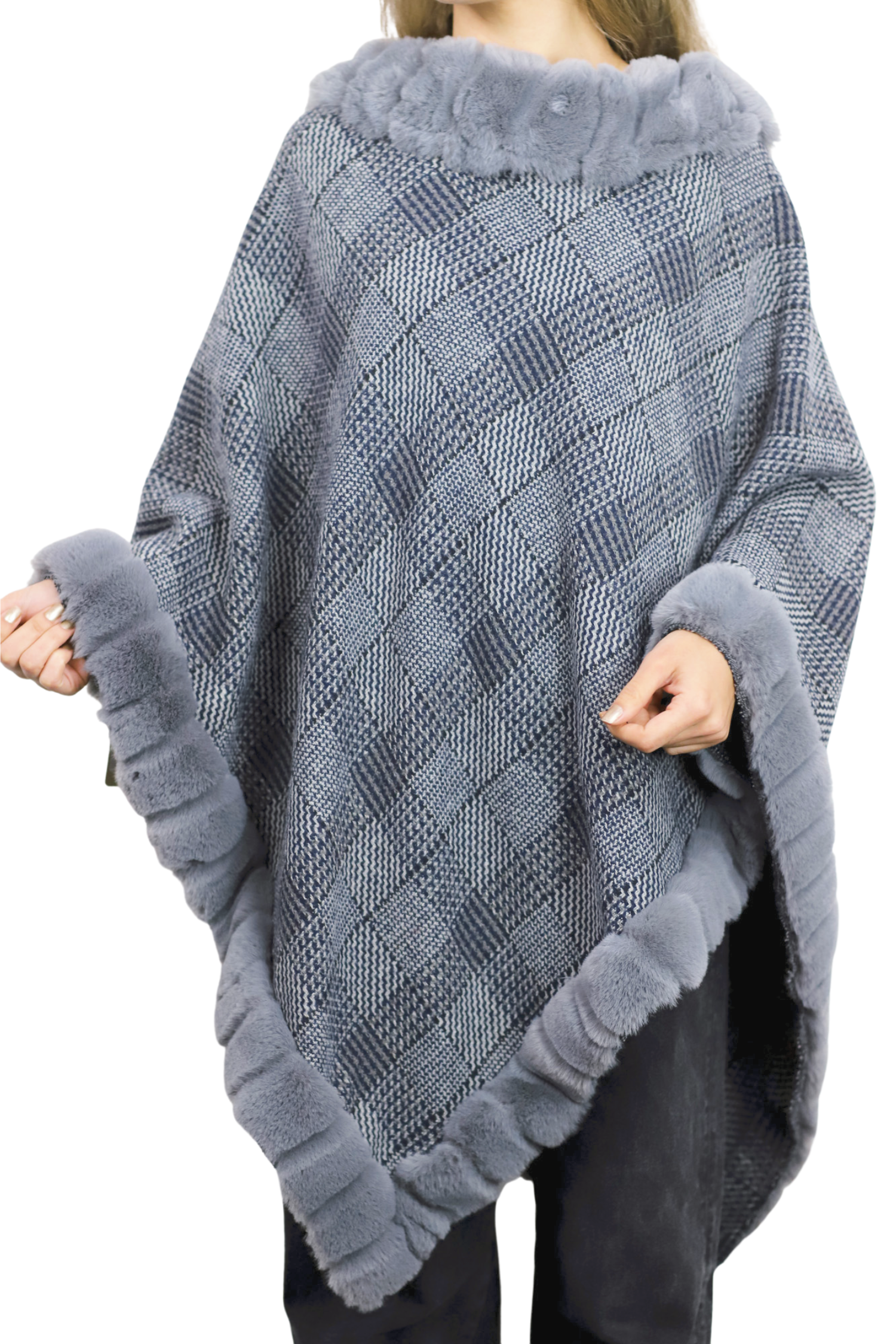 Plaid Poncho with Plush Faux Trim Detail - Grey – La Fiorentina
