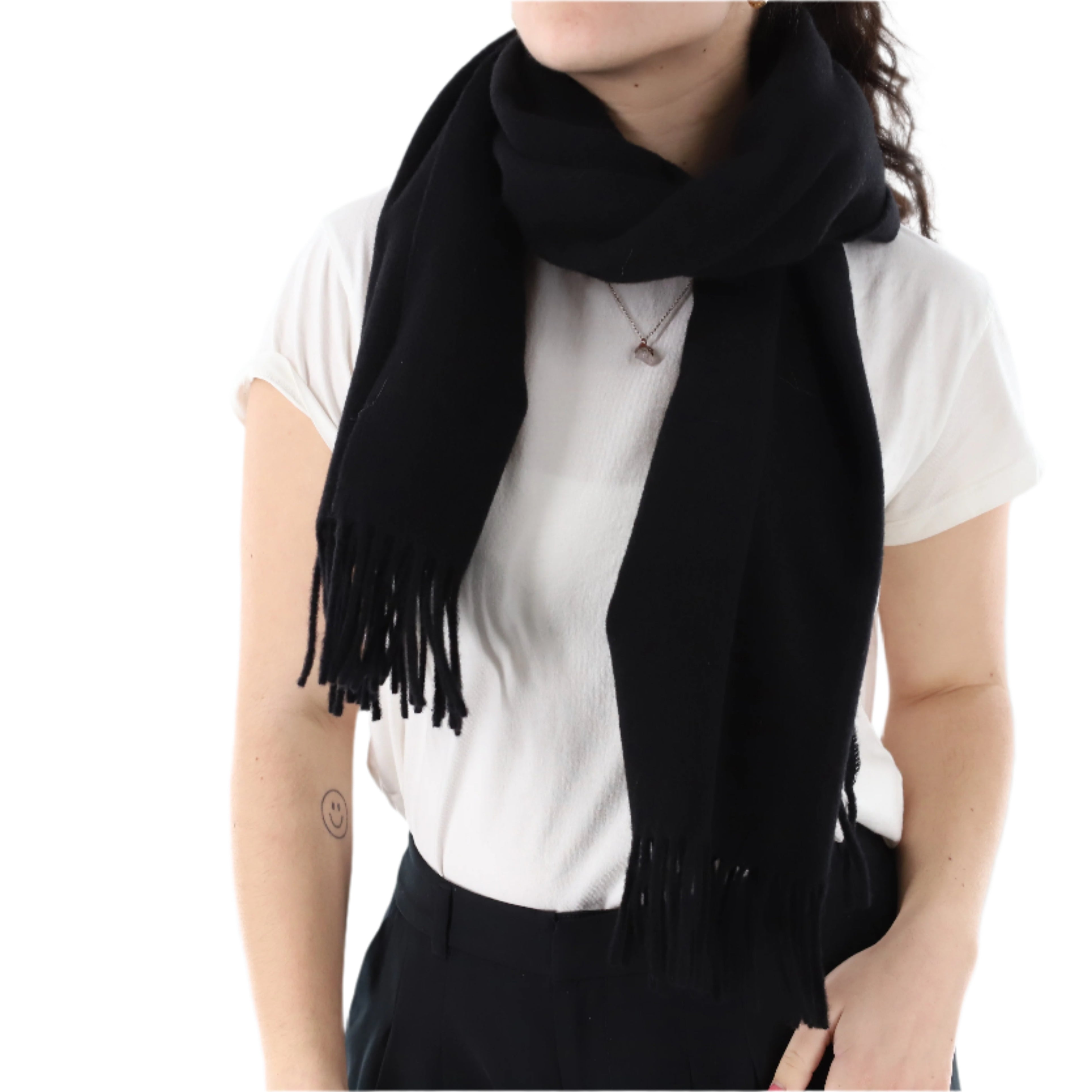 Scarf with fringe