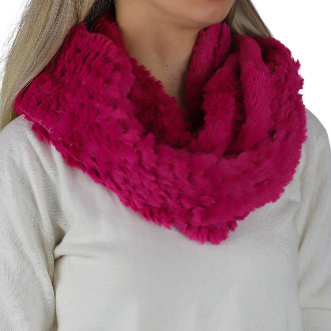 La Fiorentina Faux Fur Infinity outlet Scarf Pink New