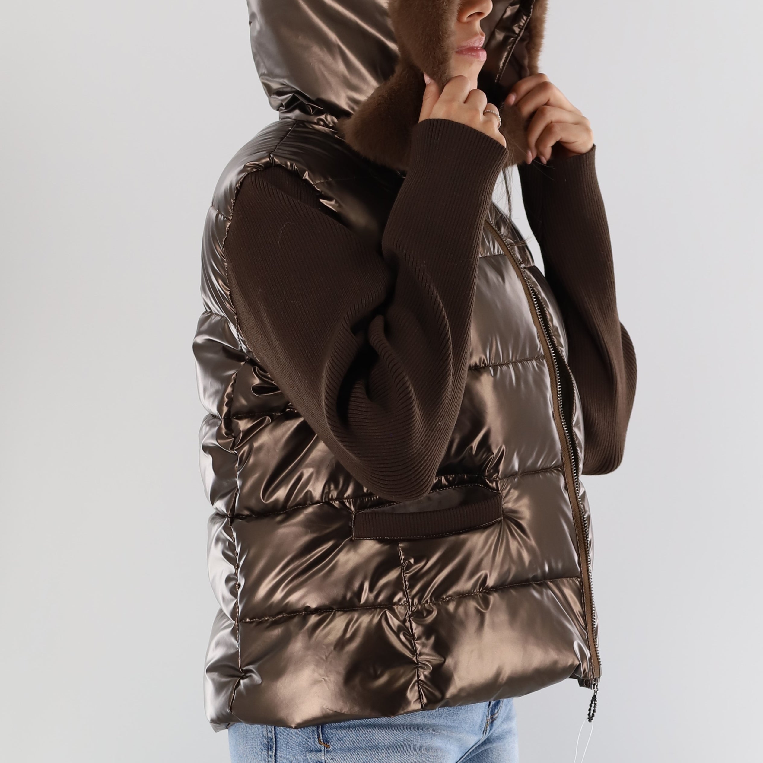 Metallic Puffer Jacket with Knit Sleeves & Faux Fur Detail - Jacket - La Fiorentina