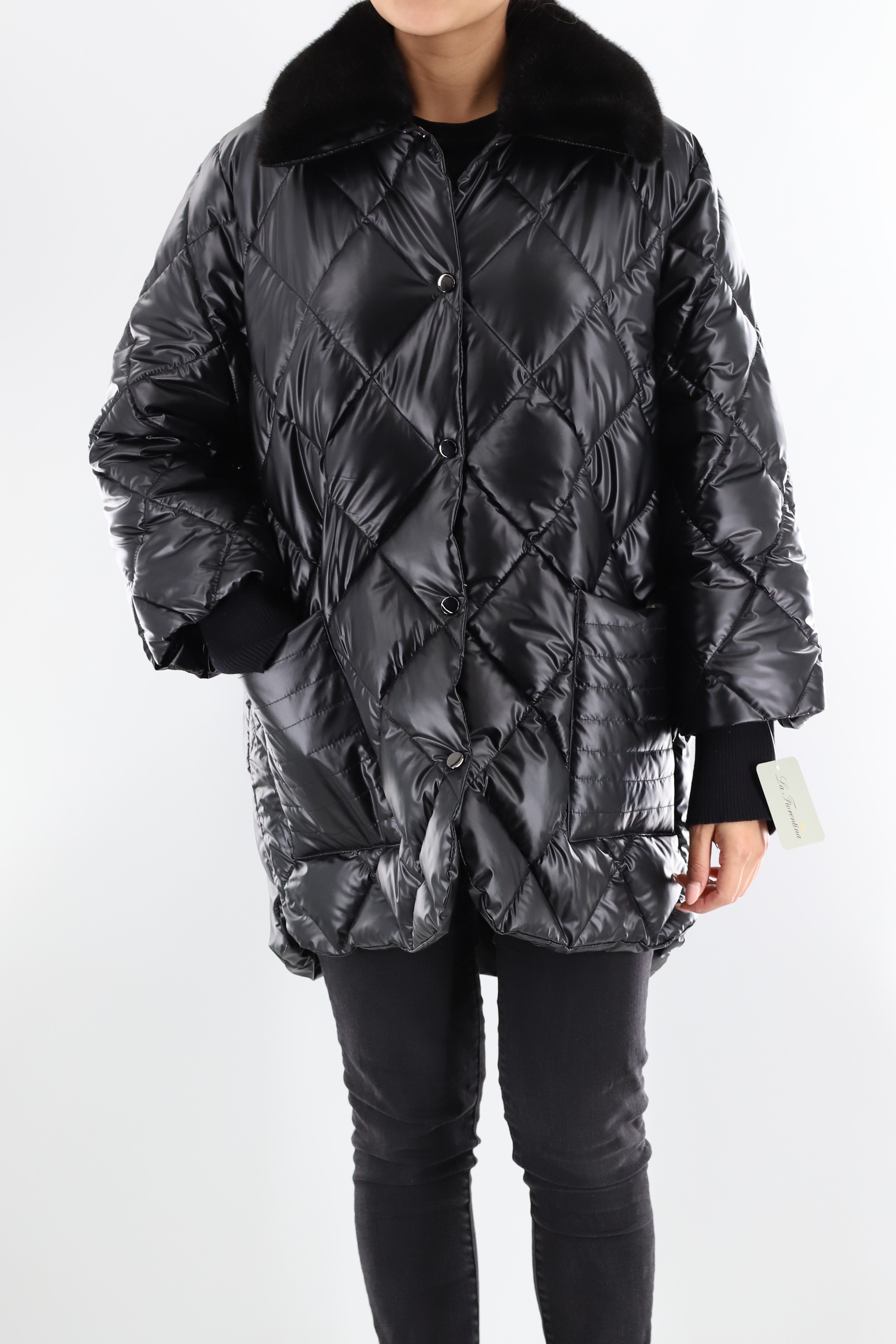 Quilted Metallic Puffer jacket with faux fur collar