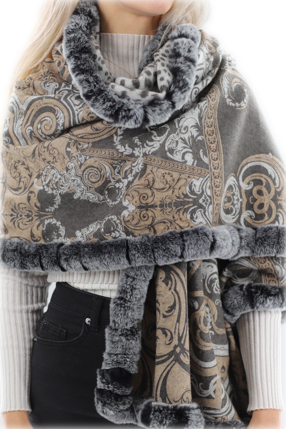 Reverisible Cashmere Wrap with Rex Rabbit Trim - Brown/Grey | La Fiorentina