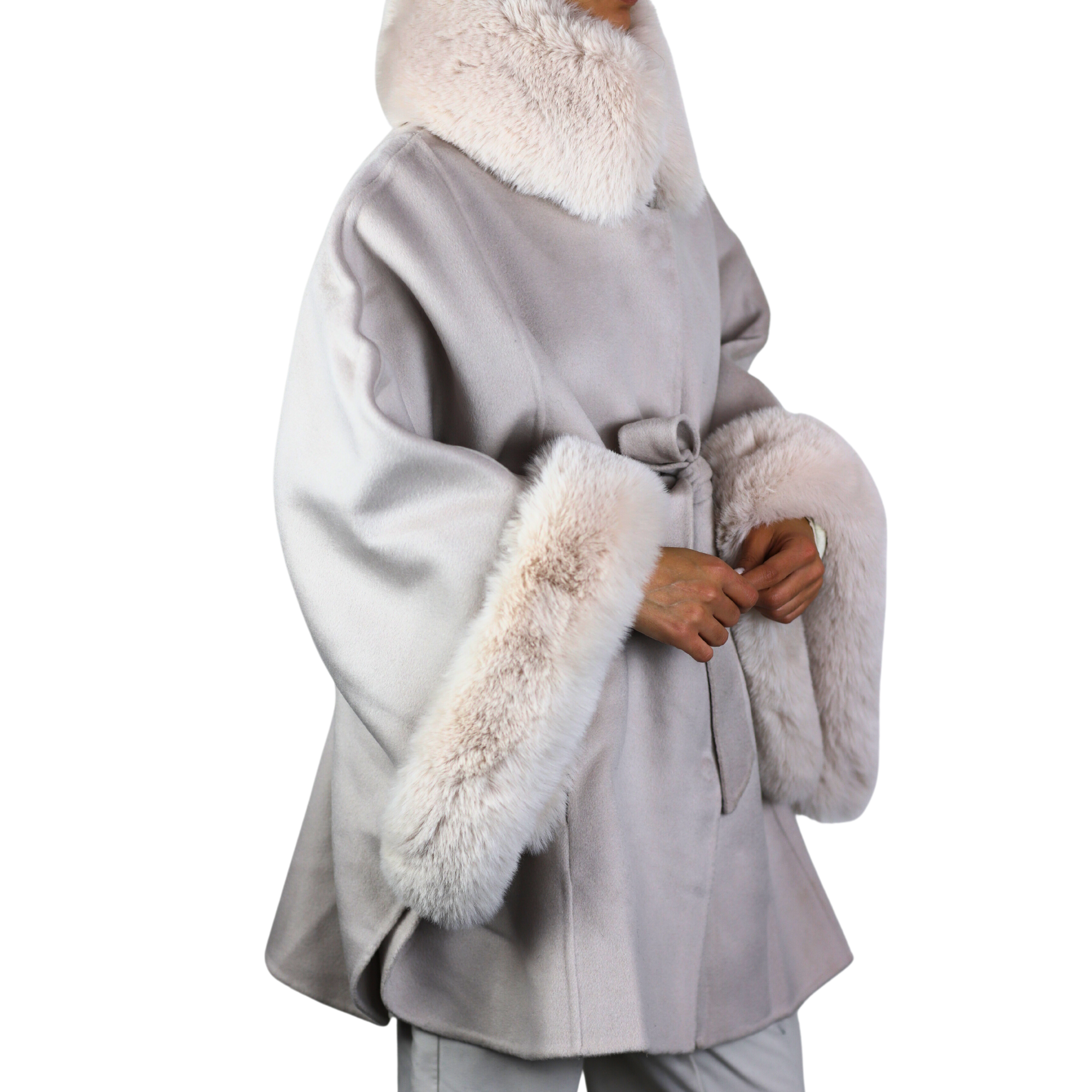 Ivory Hooded Poncho with Plush Faux Fur Trim - 100% Wool Fabrication, One Size Fits All (44x32in) - Faux Fur Poncho - La Fiorentina LRO-1417-FAUX