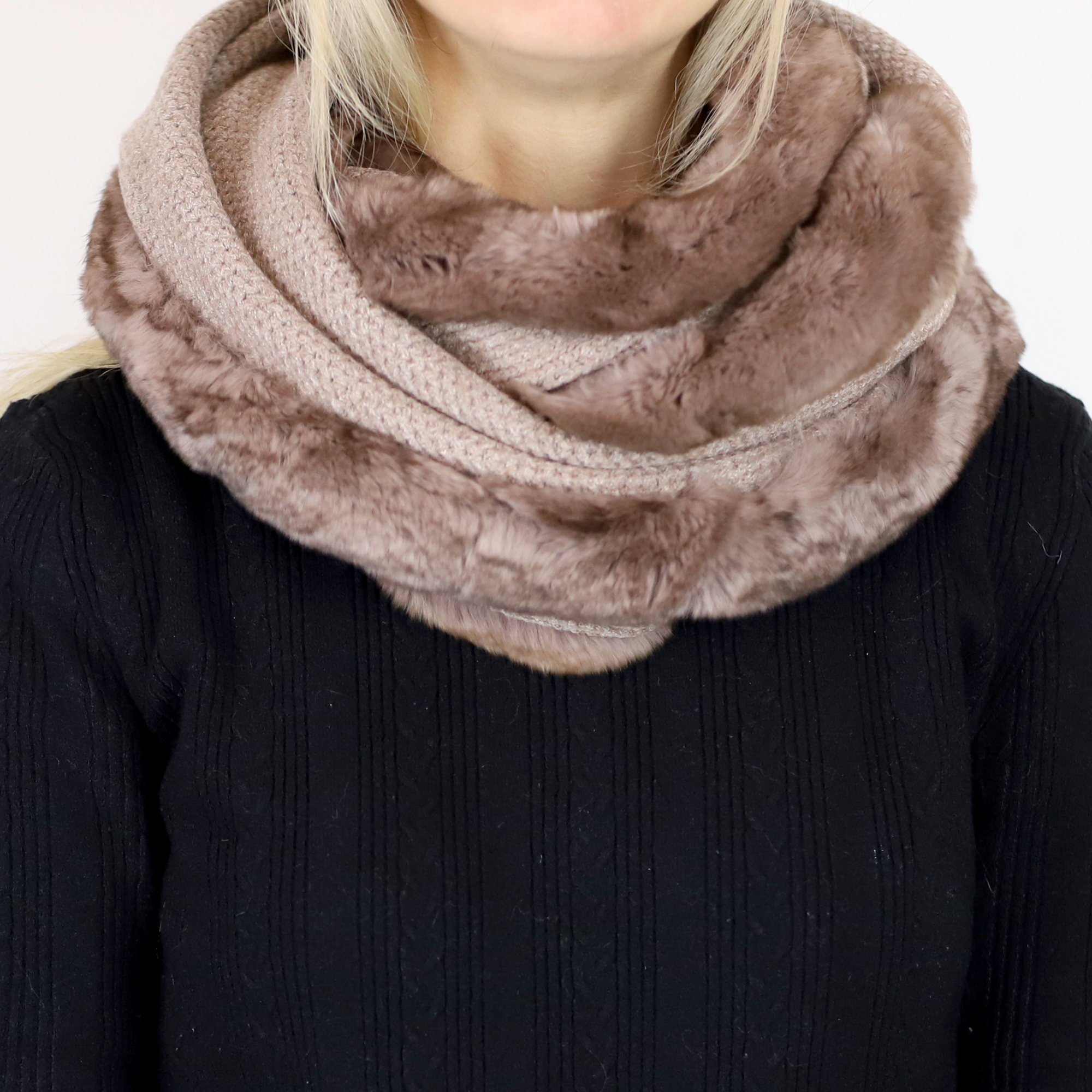 Luxurious Honeycomb Rex Rabbit Fur Scarf - Brown - One Size - Infinity Scarf - La Fiorentina NF135120-R-BROWN