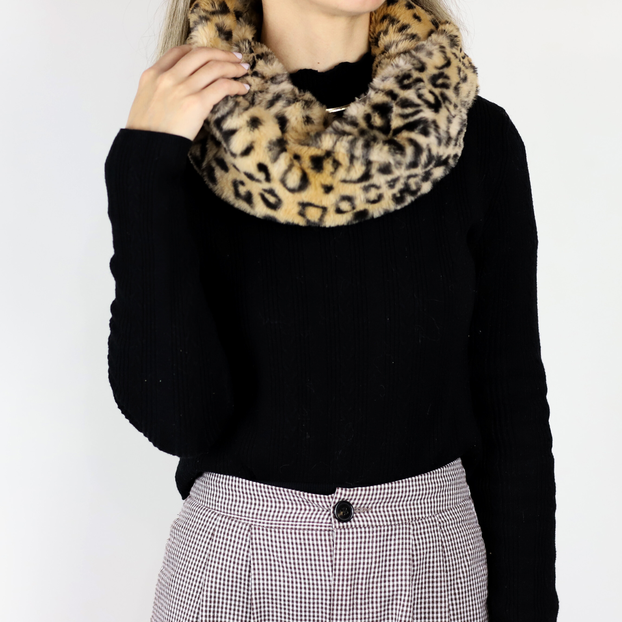 Faux Fur Infinity Scarf - Leopard - Infinity Scarf - La Fiorentina NF16ST65-LEOPARD