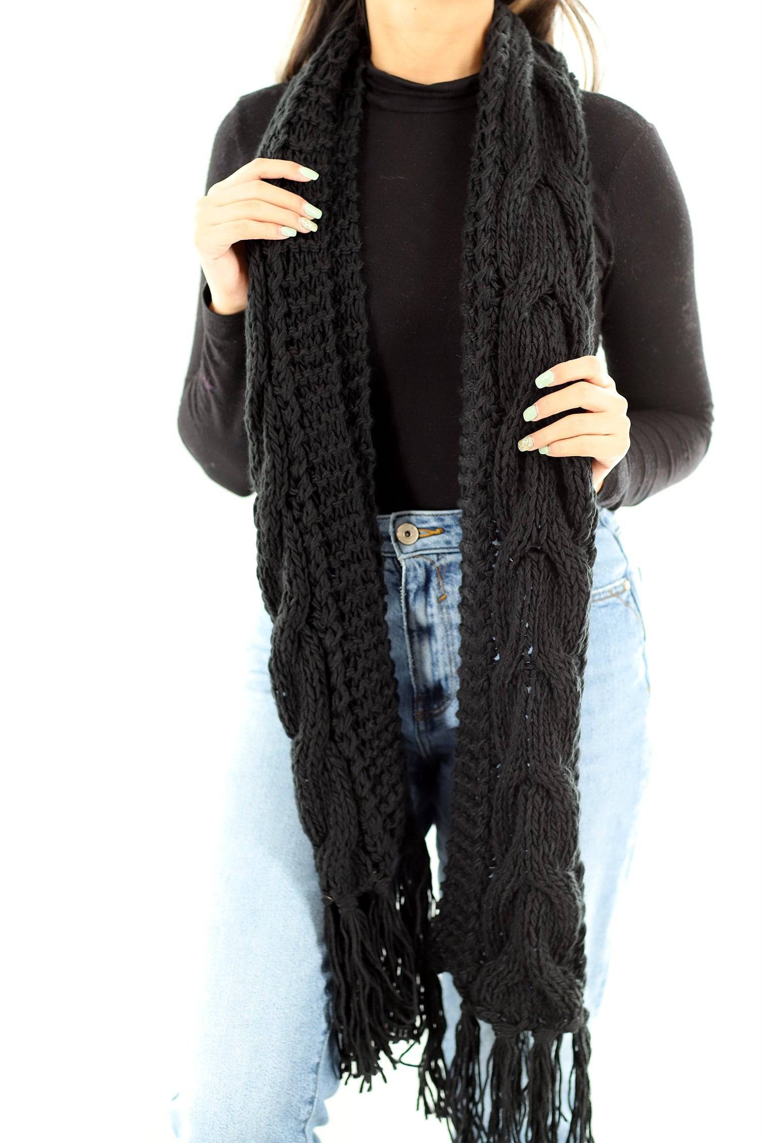 Cable Knit Scarf - Black - Muffler - La Fiorentina