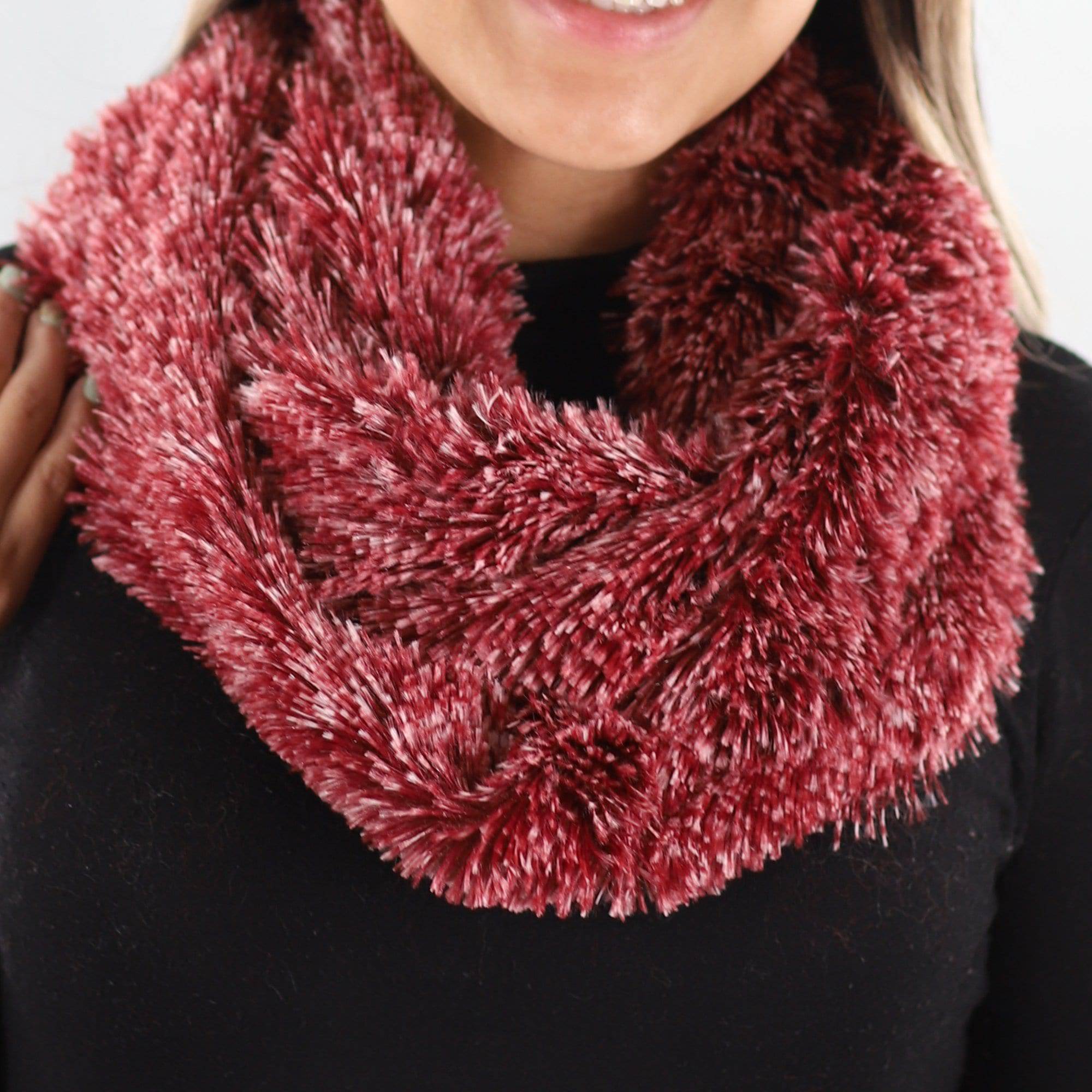 Faux Fur Neck Scarf - Pink - Scarf - La Fiorentina ZS-16E102102-1