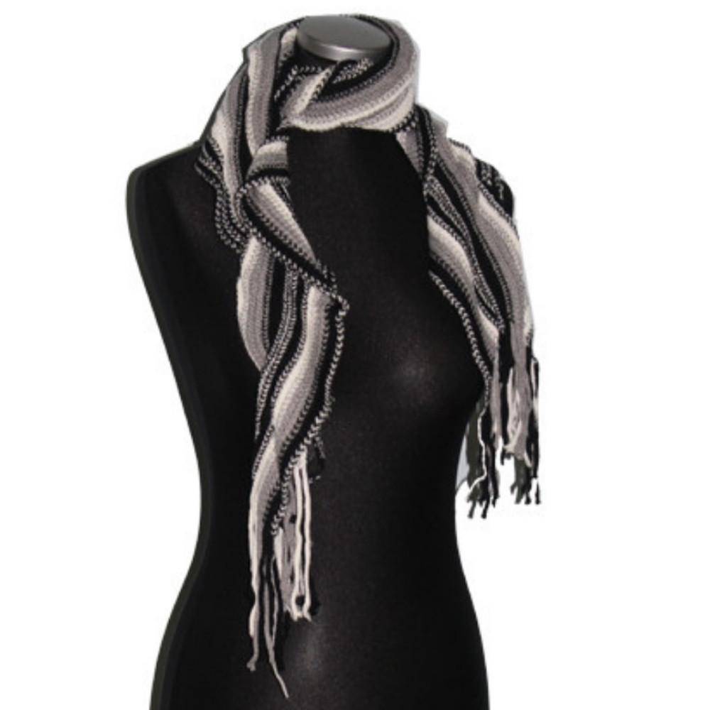 Fringe Muffler- Black - Muffler - La Fiorentina 920-207M