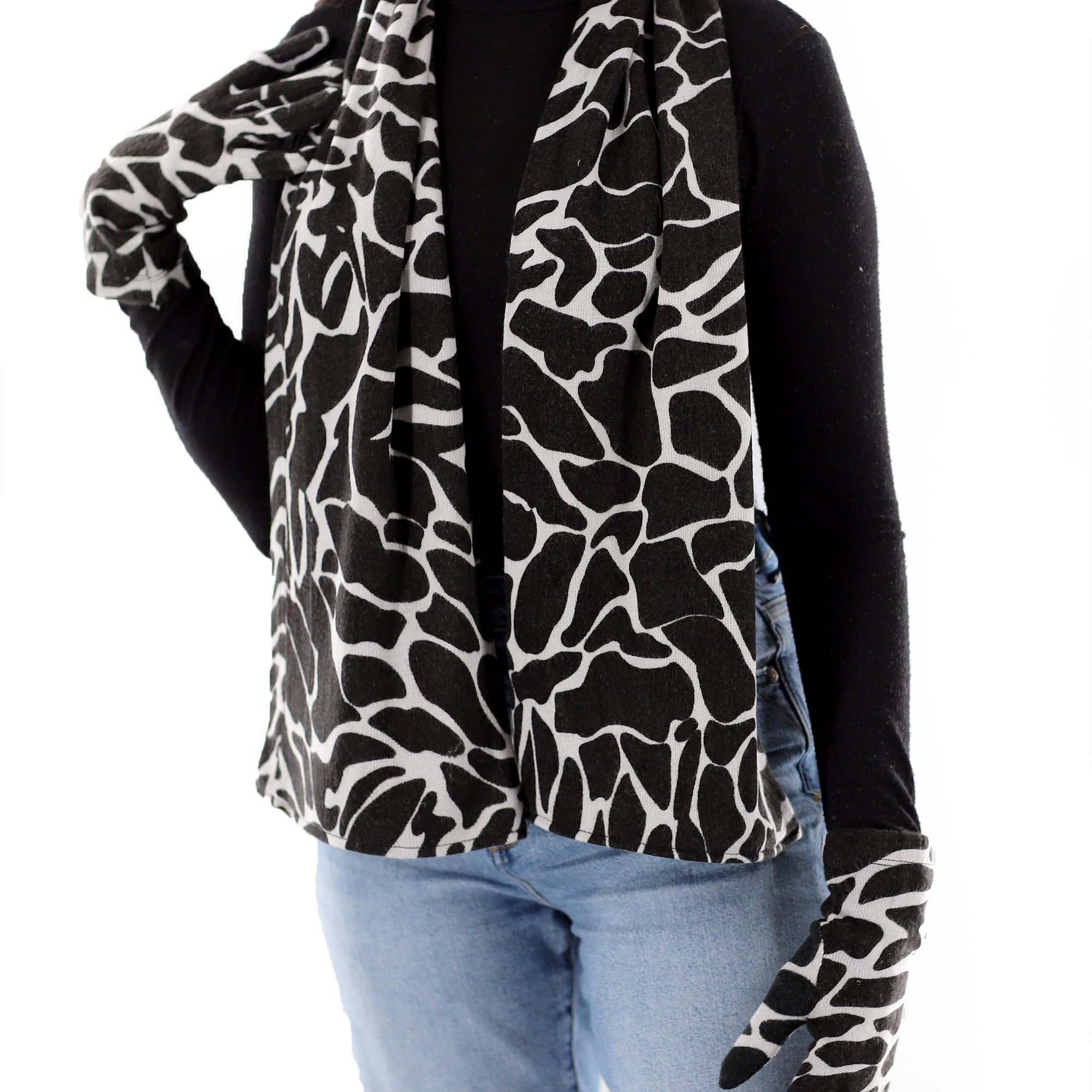 Giraffe Print Scarf and Glove Set-Black/White - Set - La Fiorentina 9001G