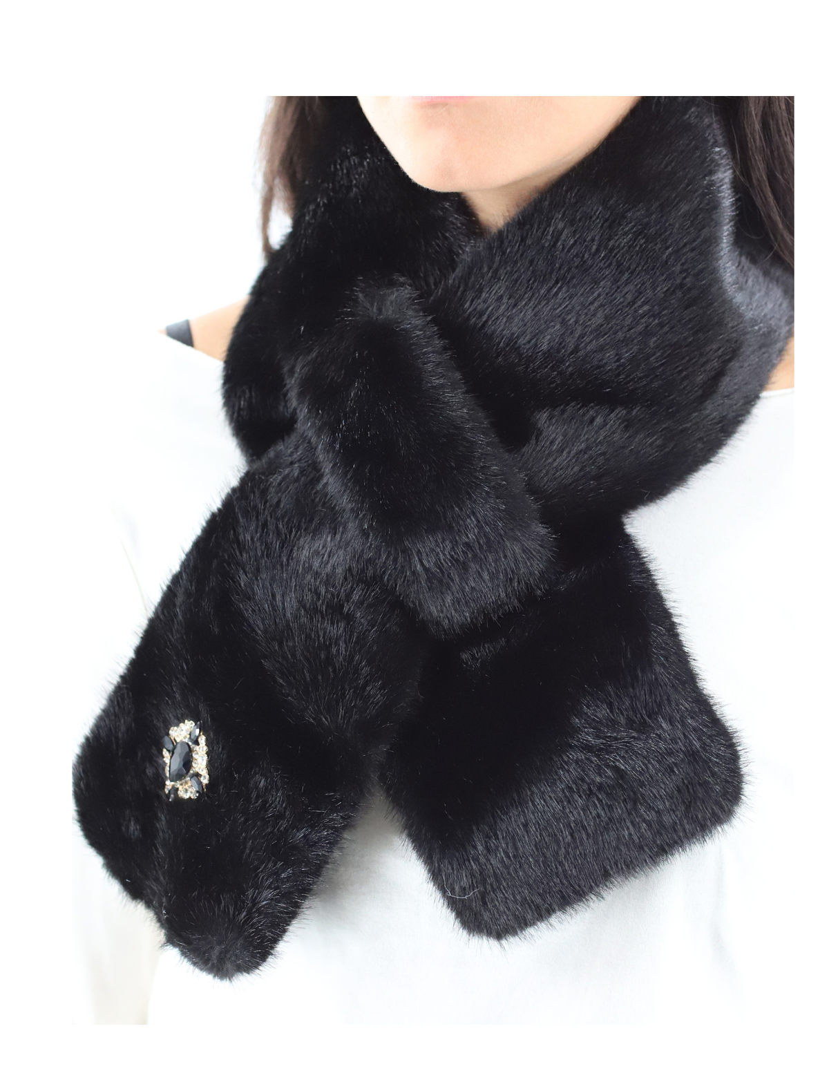 Faux Fur Pull Through with Brooch Detail (AF-FM-09) - ACCESSORIES - La Fiorentina