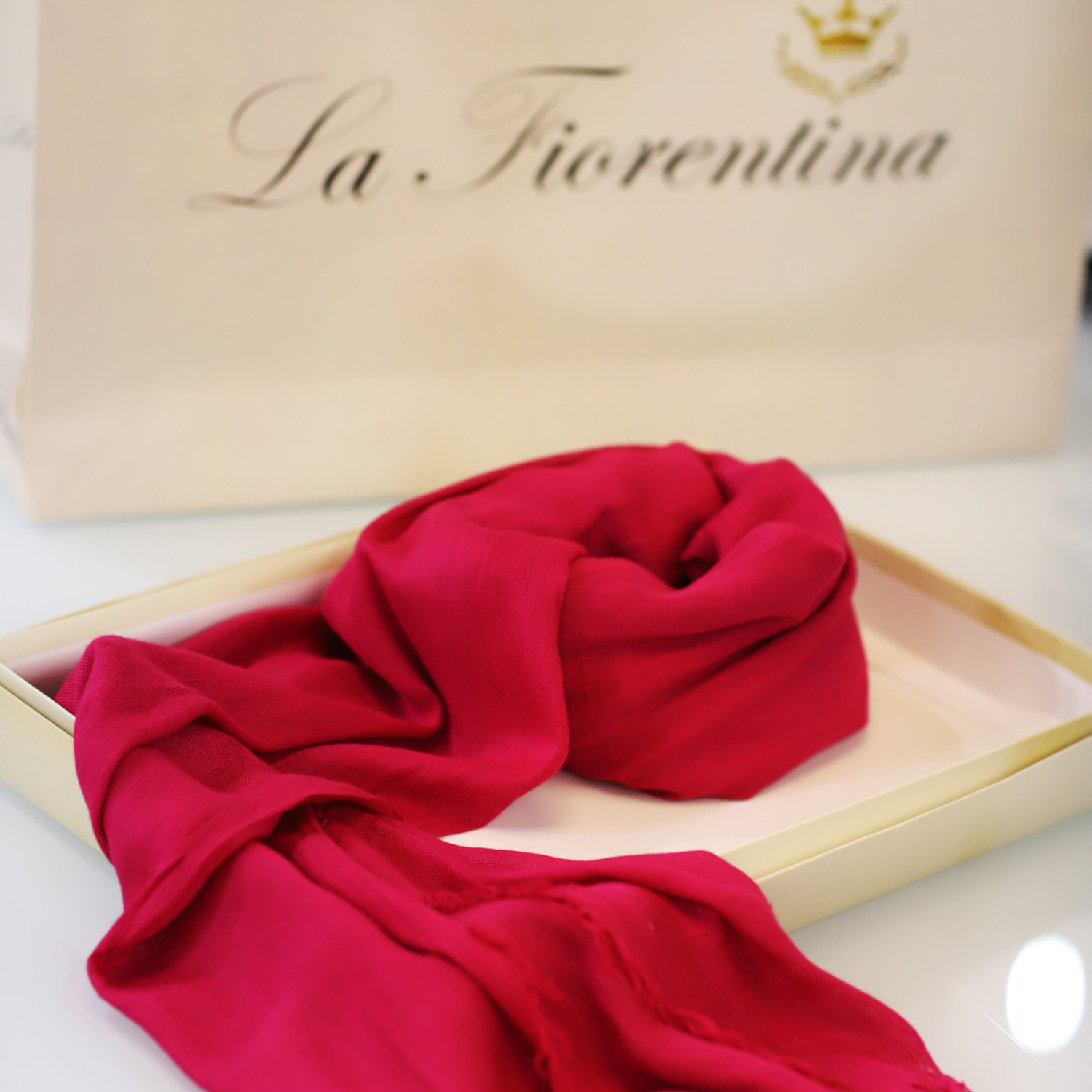 La Fiorentina Fringe Pashmina/Shawl 100% Viscose - Fuchsia - Scarf - La Fiorentina 18699/MA-FUCHSIA
