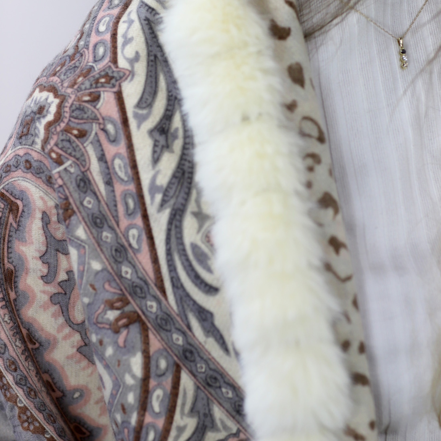 Wrap with Faux Trim - Paisley/Leopard Print - Faux Fur Wrap - La Fiorentina FAUX2132