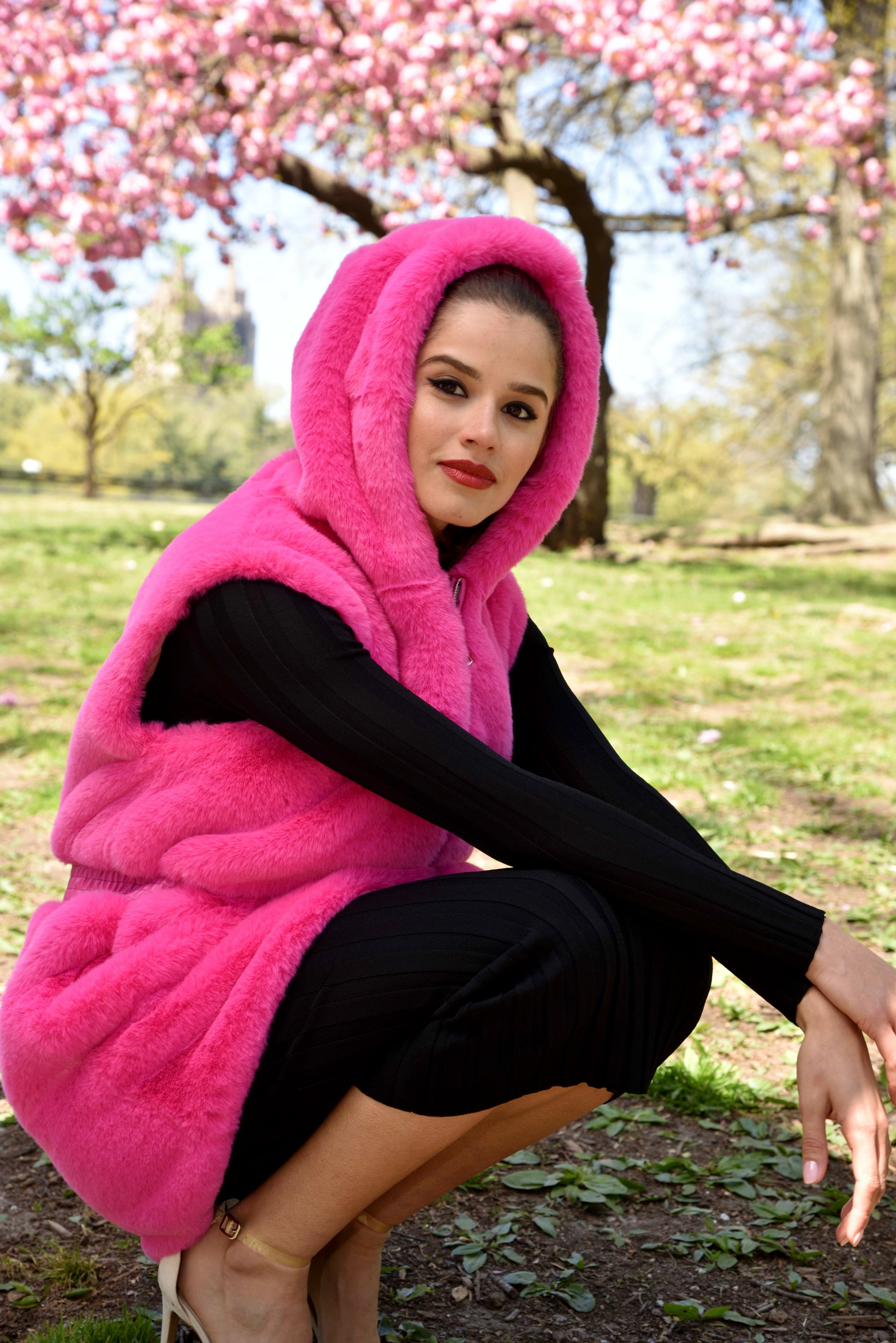 Faux Fur Vest - Fuchsia - Faux Vest - La Fiorentina CAM22118-PINK-S