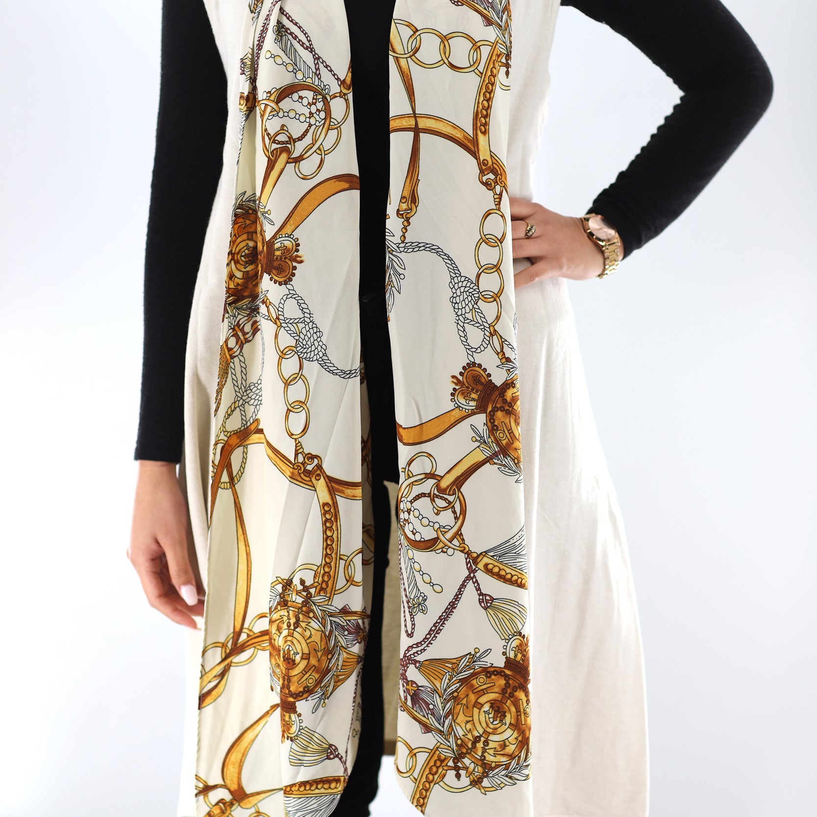 La Fiorentina Knitted Sleeveless Cardigan with Chain Print - Cardigan - La Fiorentina, Black TNS2103_IVORY