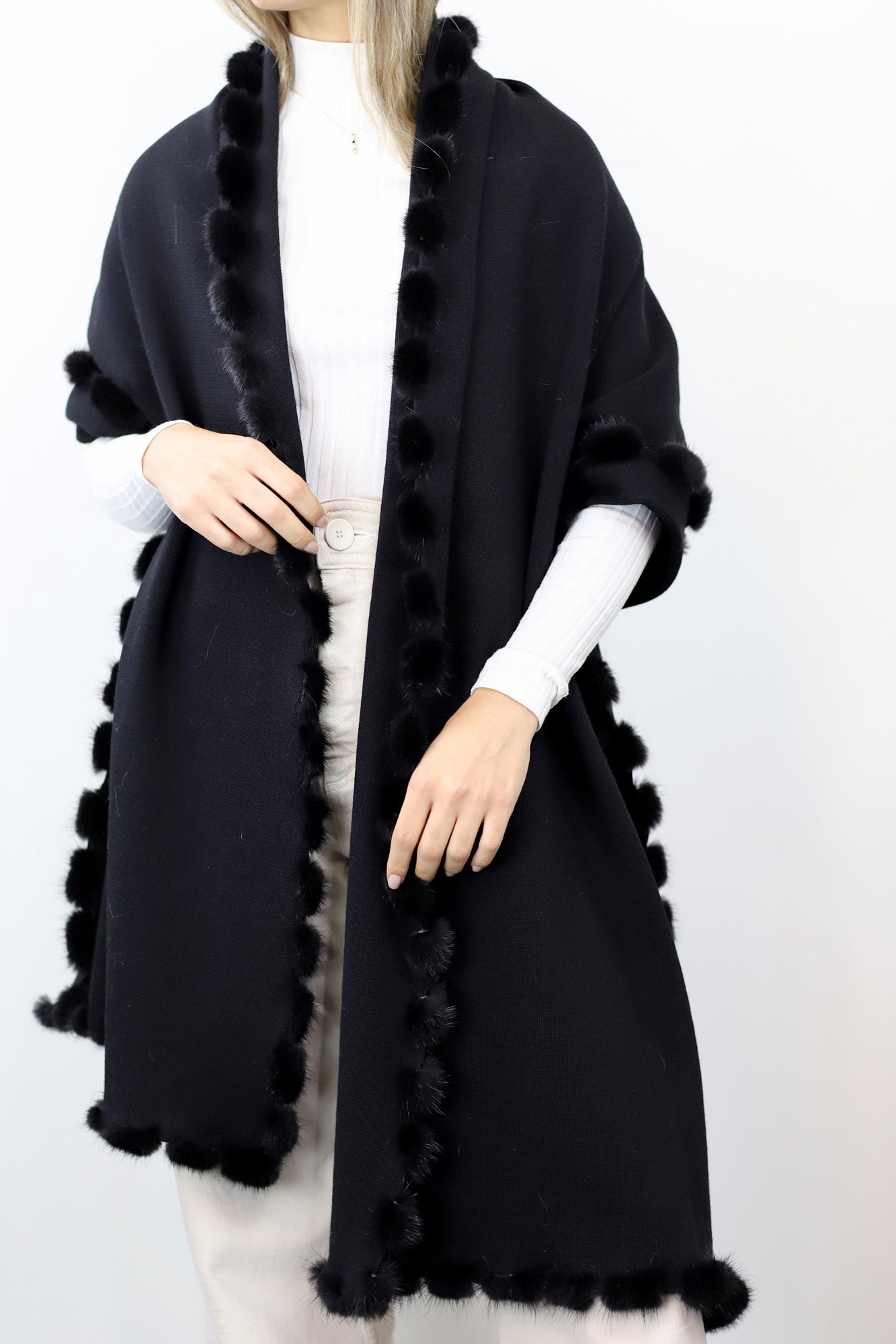 La Fiorentina | Beautiful Wrap with Mink Poms - Black/Black - Fur Wrap - La Fiorentina KMB/18