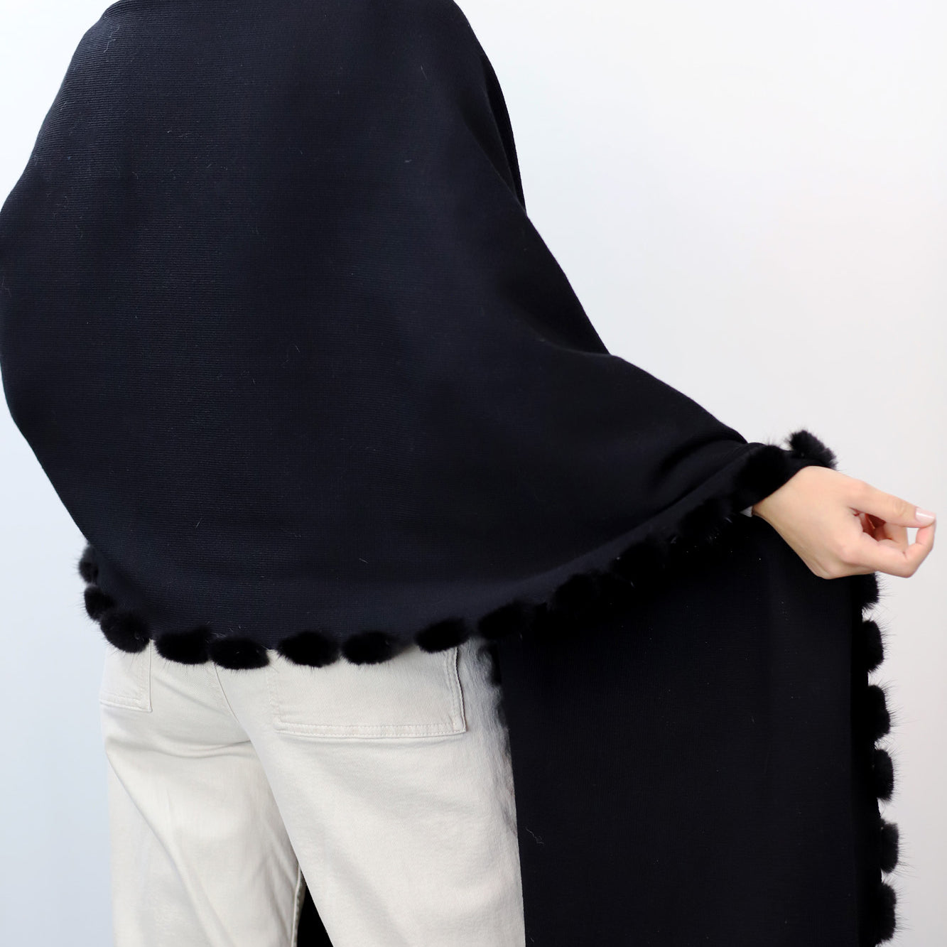 La Fiorentina | Beautiful Wrap with Mink Poms - Black/Black - Fur Wrap - La Fiorentina KMB/18