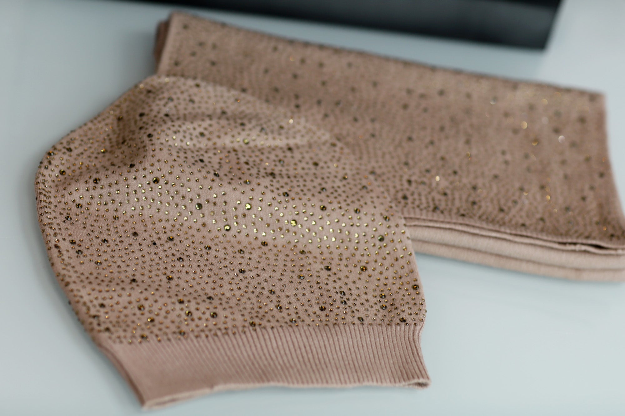 Matching Embellished Scarf and Hat Set - Set - La Fiorentina,Blush / Pink BE07-B-1