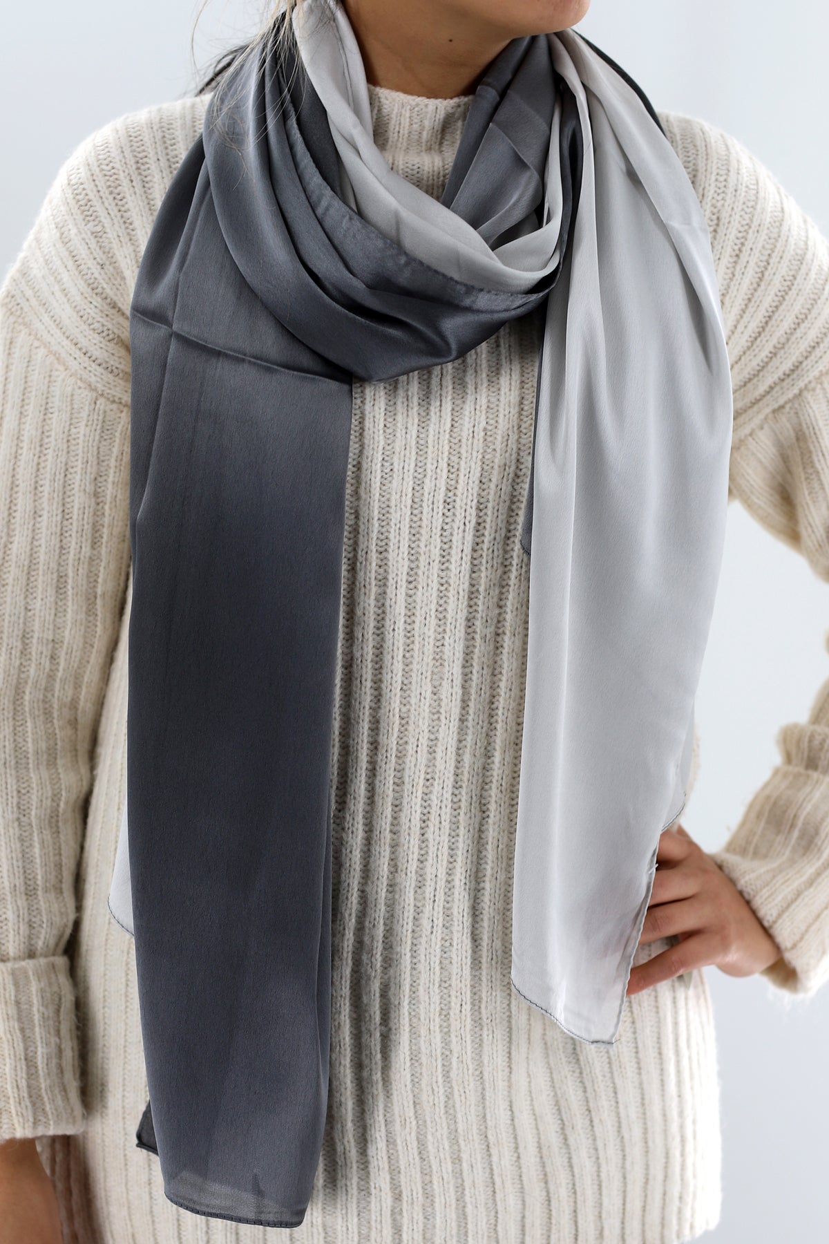 100% Cashmere Luxury Wrap Scarf in Ombre – Subtle Luxury
