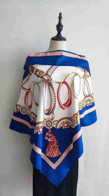La Fiorentina Classic Chain Print Poncho 100%  Polyester - Blue - Spring Poncho - La Fiorentina TN1733-23D-BLUE